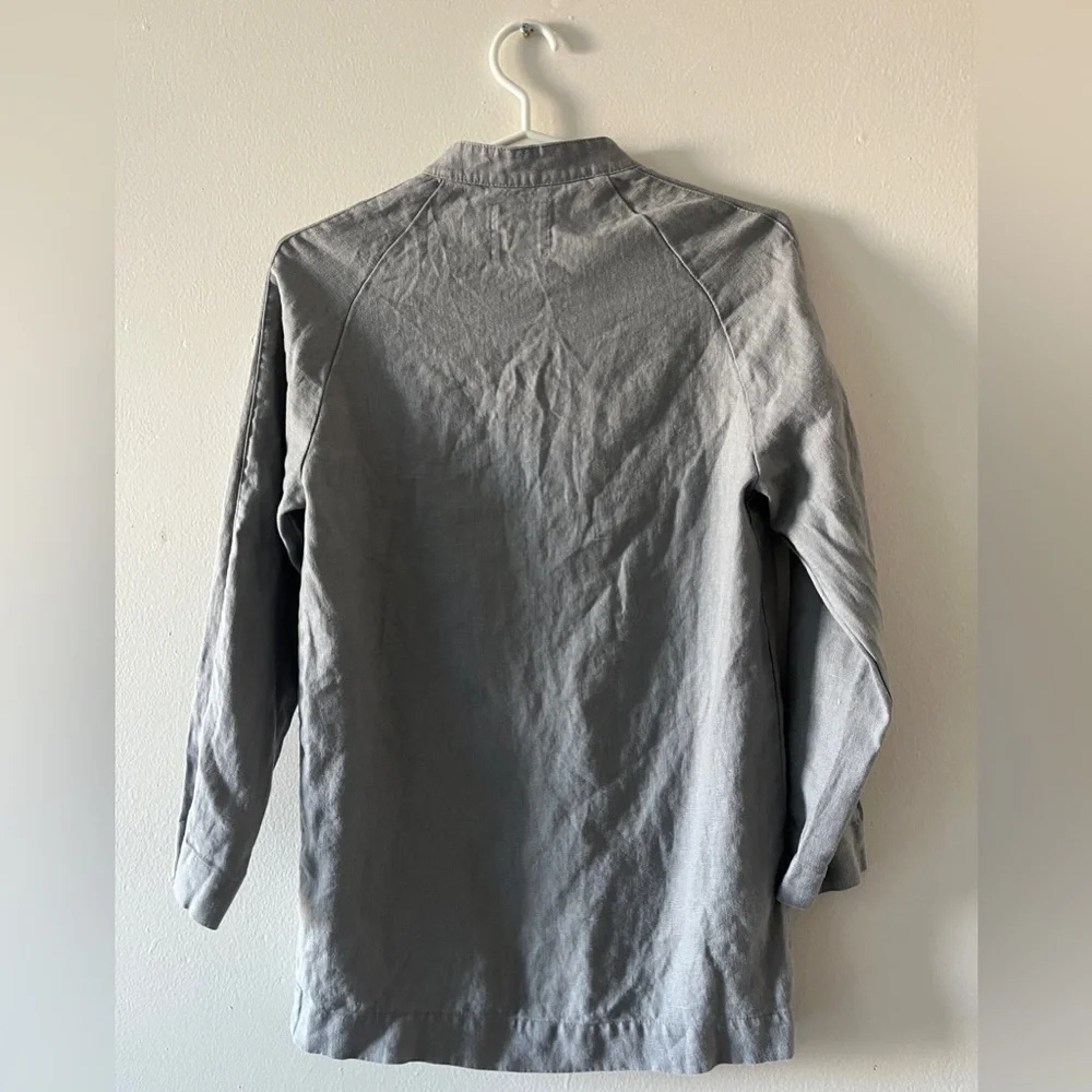 Cedar & Vine Lisa Shirt 100% Linen Light Gray Button Down Made In Canada - Picture 3 of 8